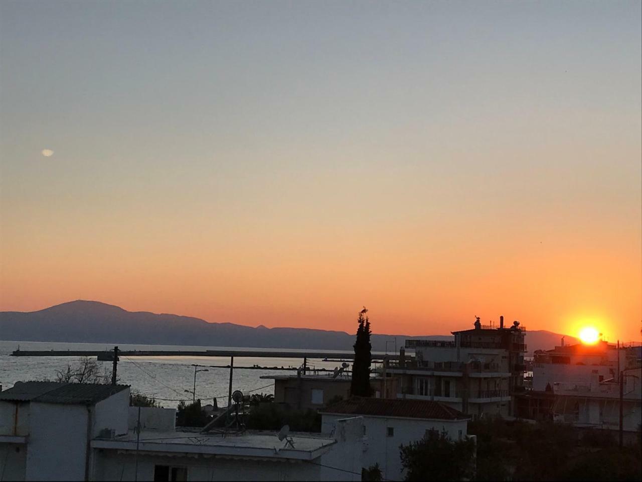 Ferienwohnung Tg Kalamata Beach Studio With Sea View Terrace Exterior foto