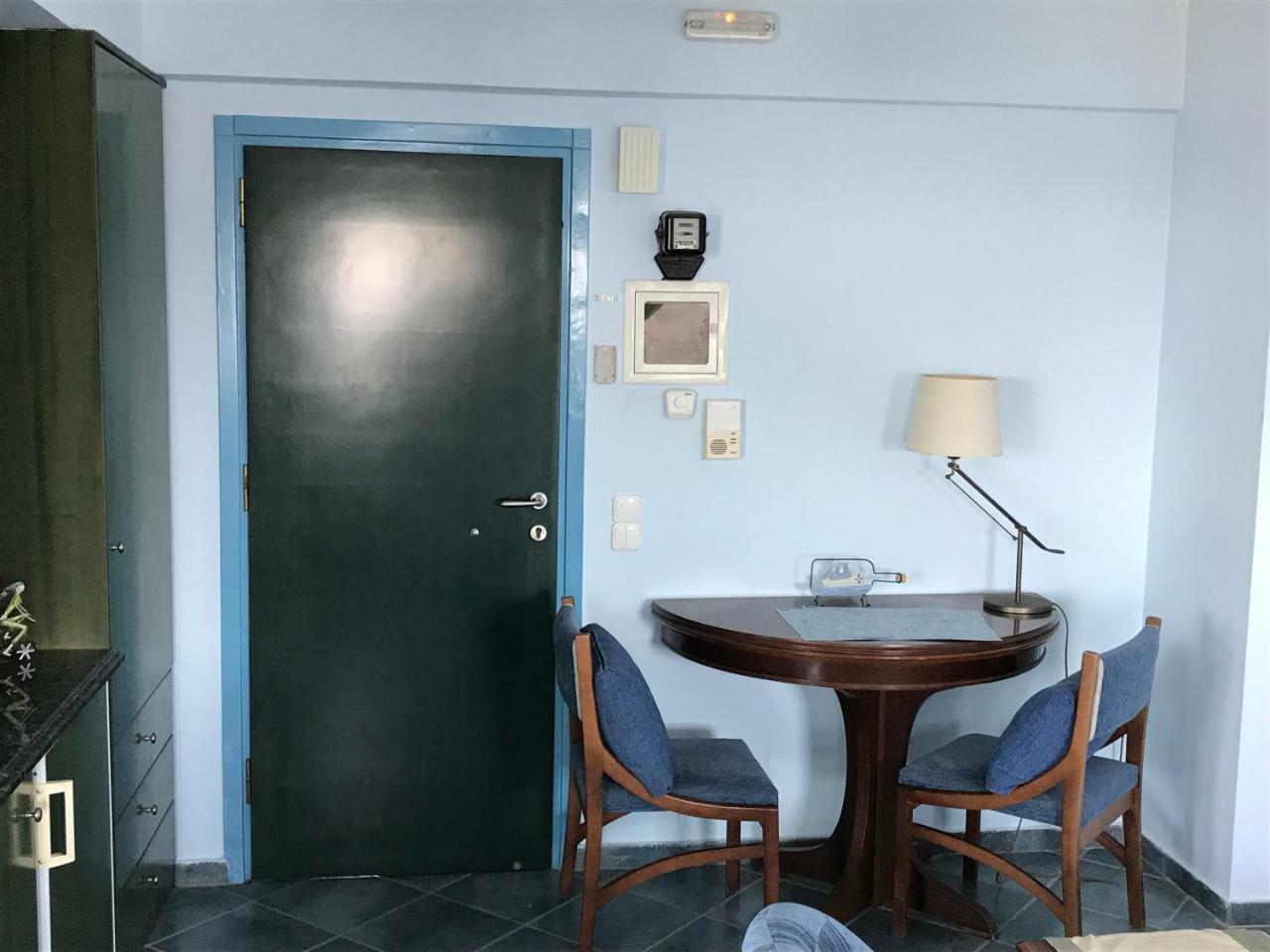 Ferienwohnung Tg Kalamata Beach Studio With Sea View Terrace Exterior foto